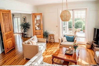 Maison - 140 m² - 6 pièces