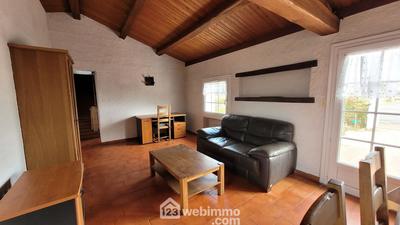 Maison - 93 m² - 5 pièces