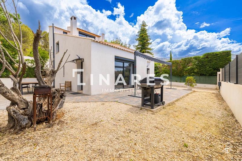 Maison - 105 m² - 4 pièces