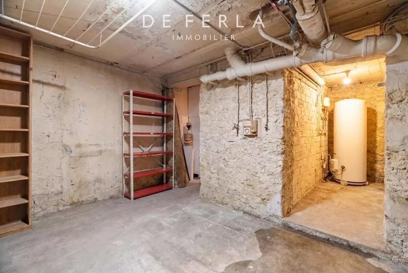 Appartement - 166 m² - 9 pièces