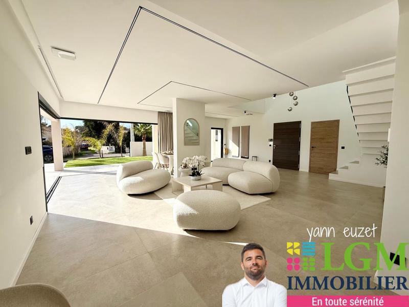 Maison - 178 m² - 5 pièces