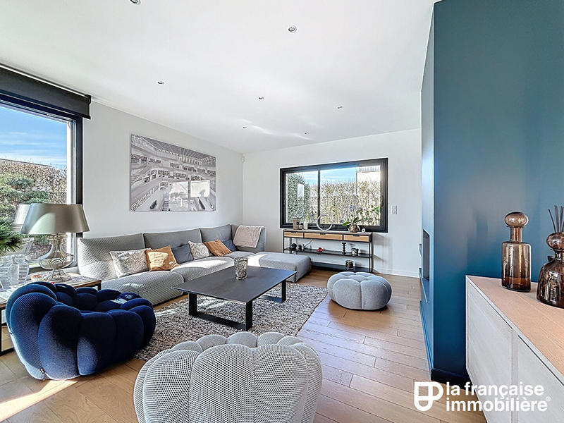 Maison - 178 m² - 7 pièces