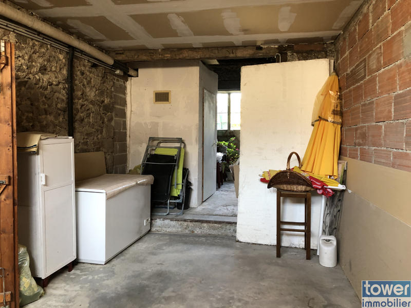 Maison - 228 m² - 6 pièces