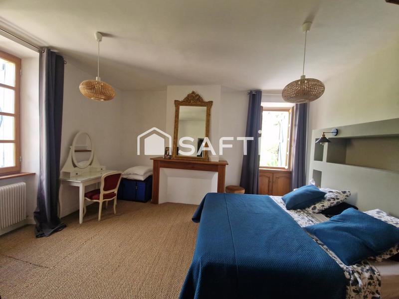 Maison - 165 m² - 6 pièces