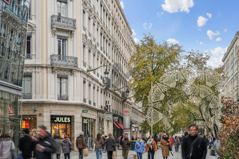 Appartement - 97 m² - 4 pièces