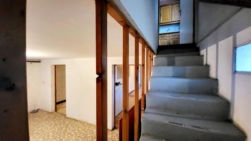 Maison - 500 m² - 4 pièces