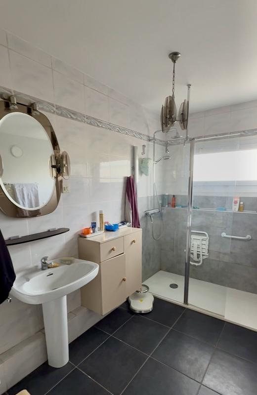 Maison - 128 m² - 7 pièces