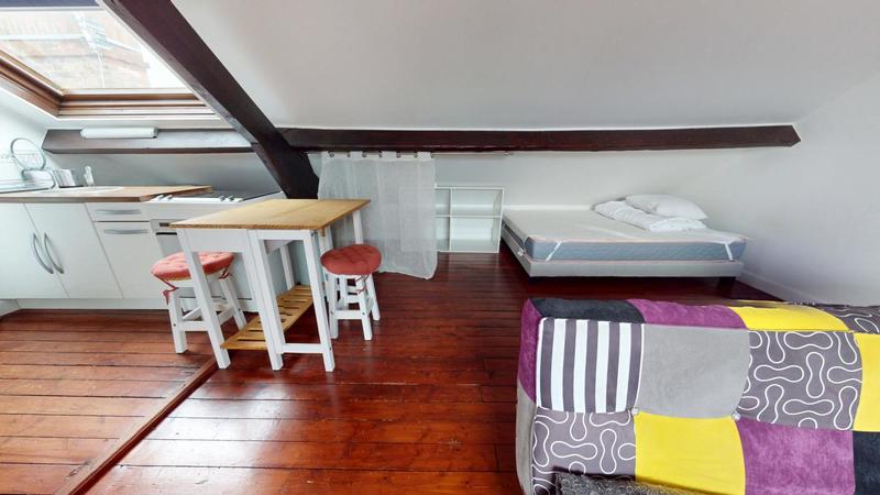 Studio - 40 m² - 1 pièce