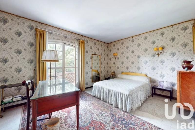 Maison - 194 m² - 6 pièces