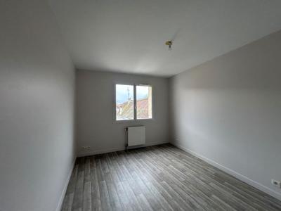 Appartement - 97 m² - 5 pièces