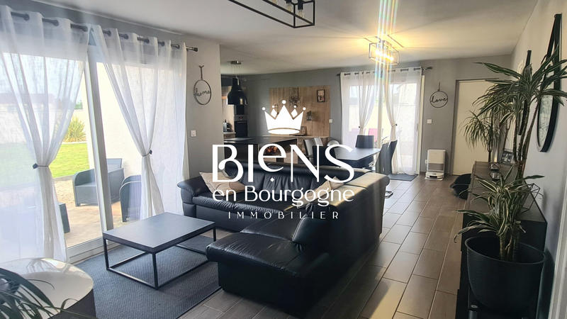 Maison contemporaine - 114 m² - 5 pièces