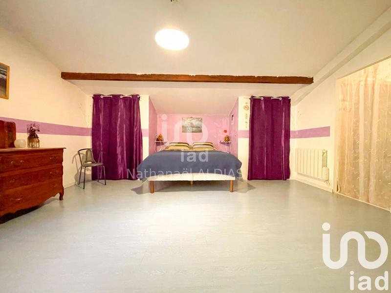 Maison - 731 m² - 15 pièces