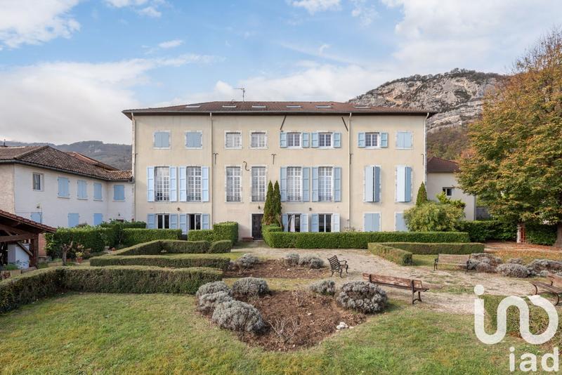 Appartement - 150 m² - 5 pièces