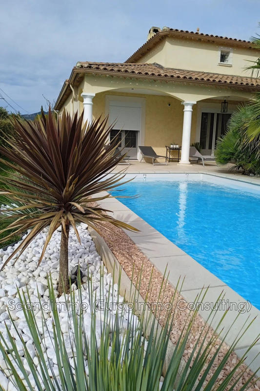 Maison - 160 m² - 6 pièces