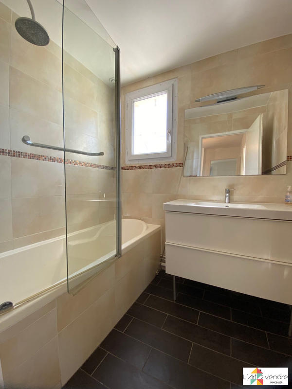 Maison - 133 m² - 7 pièces