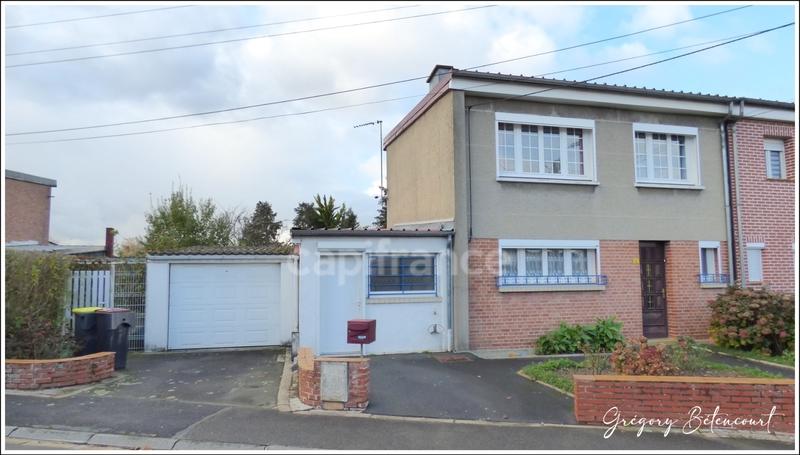 Maison - 102 m² - 6 pièces