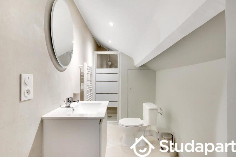 Chambre - 11 m² - 1 pièce