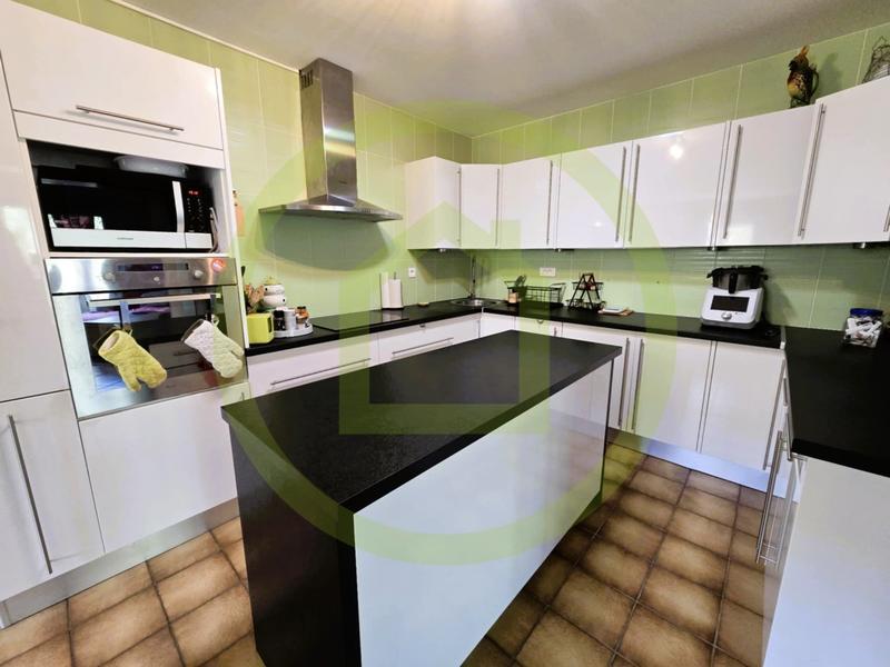 Maison - 148 m² - 6 pièces