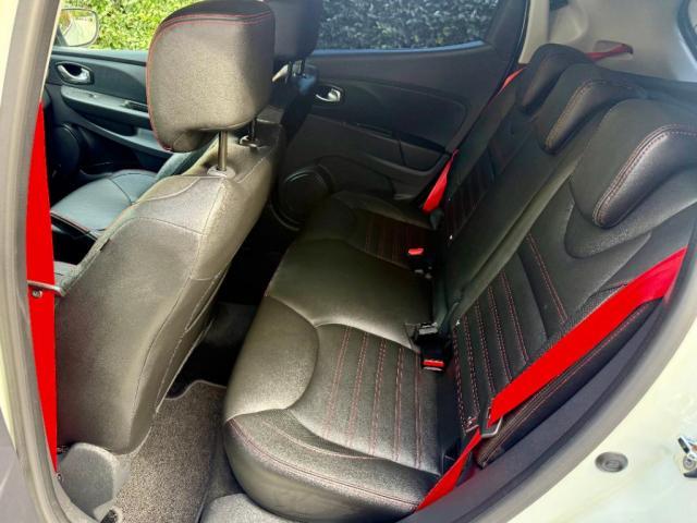 Renault Clio IV 1.6 Turbo 220 Edc Rs Trophy