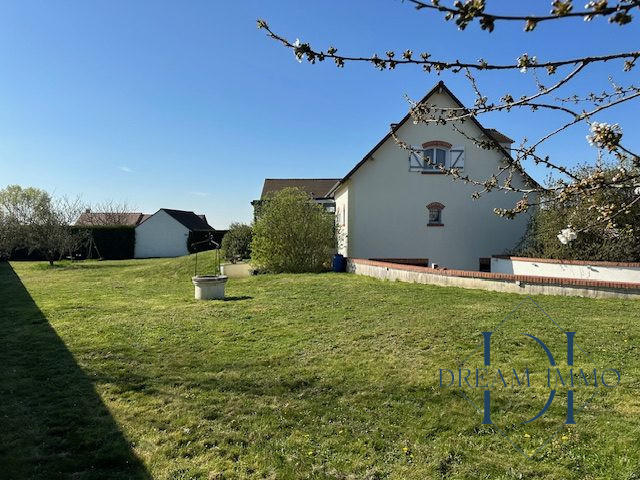 Maison - 151 m² - 7 pièces