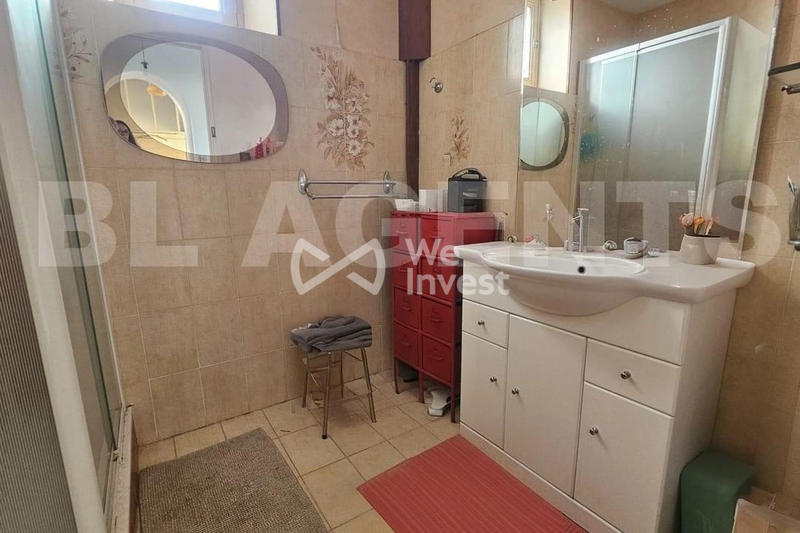 Maison - 161 m² - 7 pièces