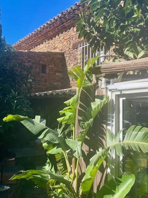 Maison - 240 m² - 7 pièces