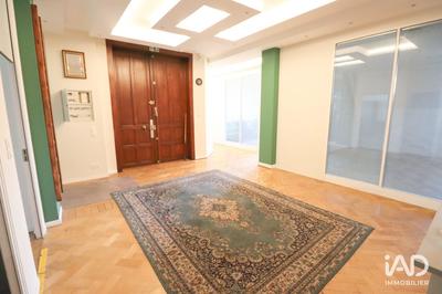 Local commercial - 341 m²