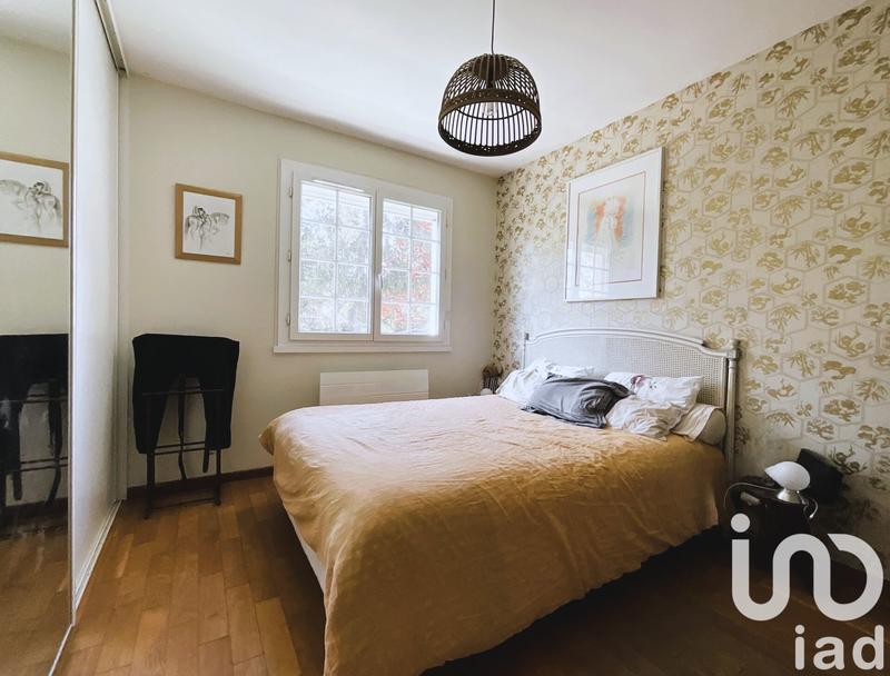 Maison - 220 m² - 5 pièces