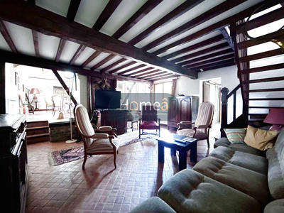 Maison - 174 m² - 4 pièces