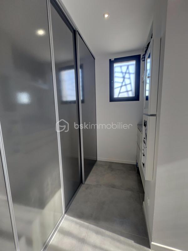 Maison - 180 m² - 6 pièces