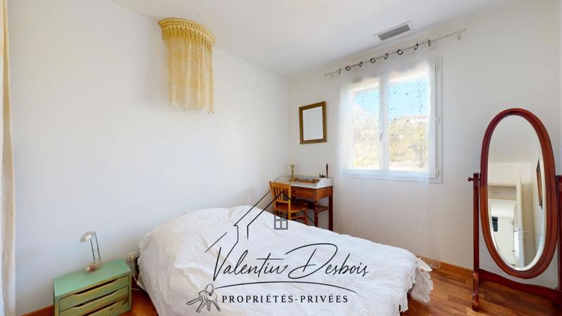 Villa - 90 m² - 4 pièces