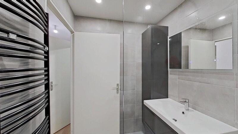 Appartement - 75 m² - 3 pièces