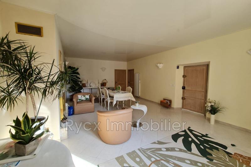 Maison de ville - 380 m² - 9 pièces