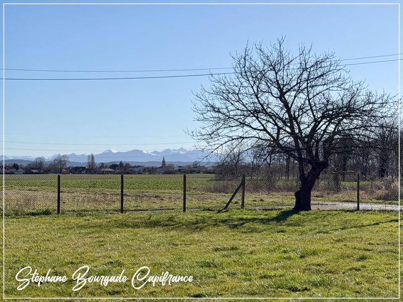 Terrain constructible - 942 m²