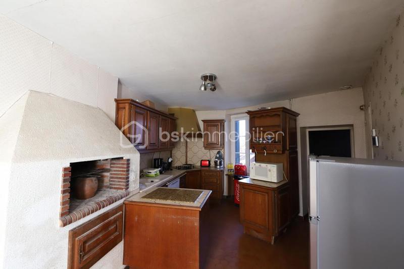 Demeure - 260 m² - 7 pièces