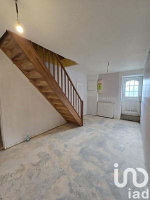 Maison - 210 m² - 9 pièces