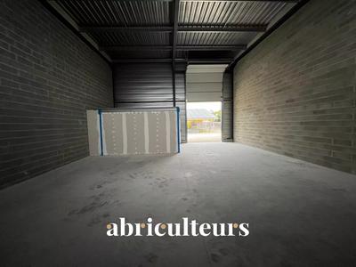 Local d'activités - 120 m²