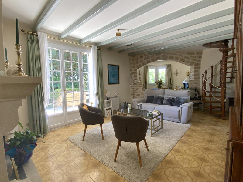 Maison - 150 m² - 5 pièces