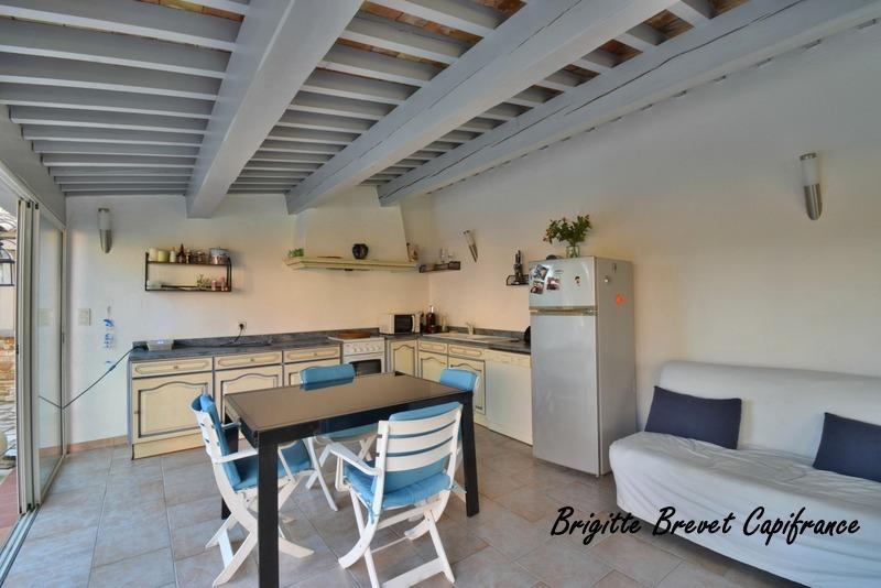 Maison - 230 m² - 6 pièces