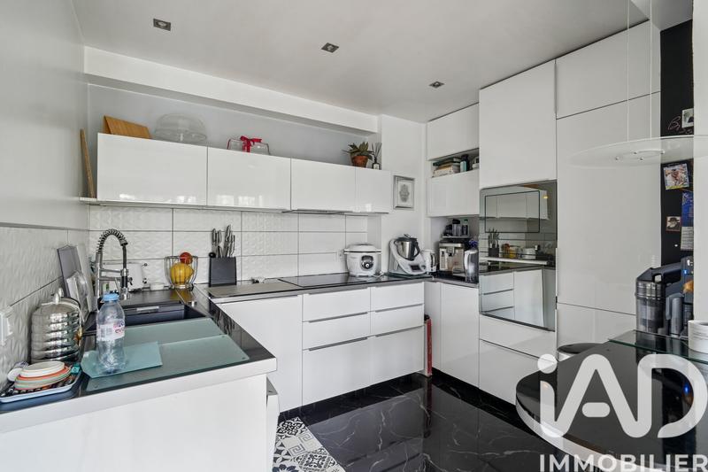 Appartement - 82 m² - 3 pièces