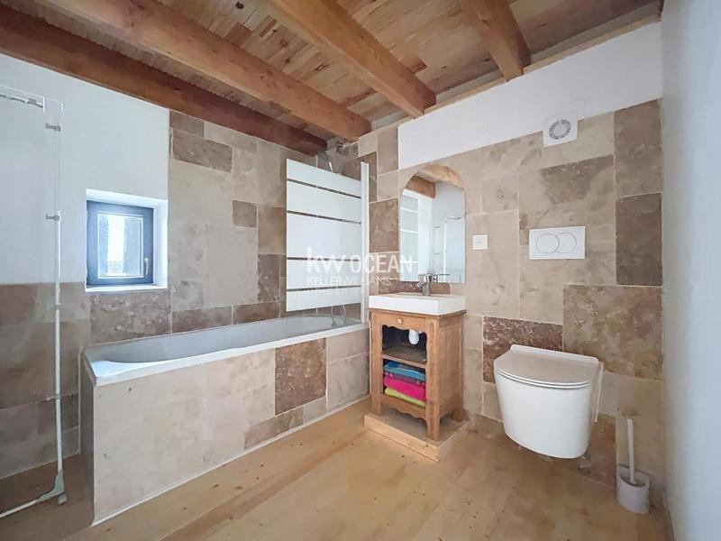 Maison - 151 m² - 7 pièces