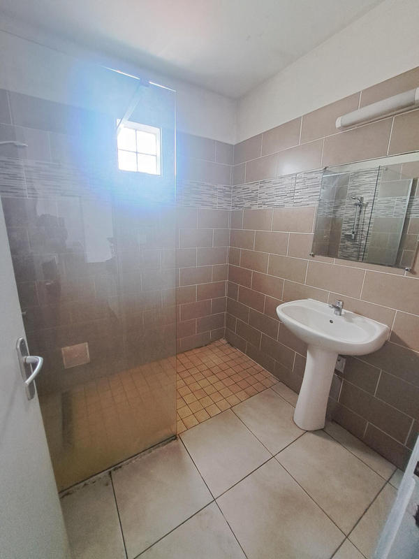 Appartement - 75 m² - 2 pièces