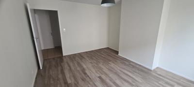 Appartement - 82 m² - 3 pièces