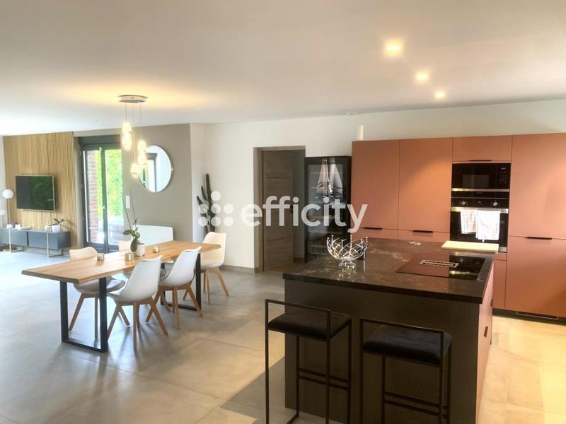 Maison - 157 m² - 6 pièces