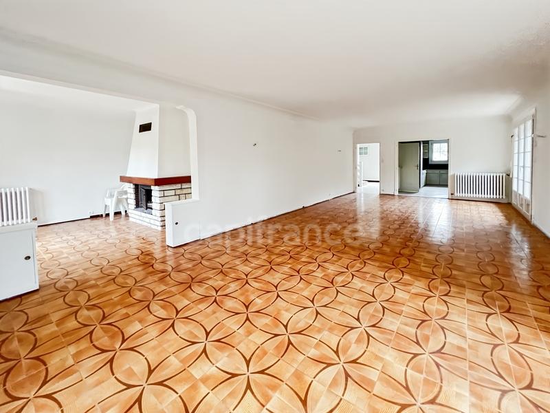 Maison - 142 m² - 6 pièces