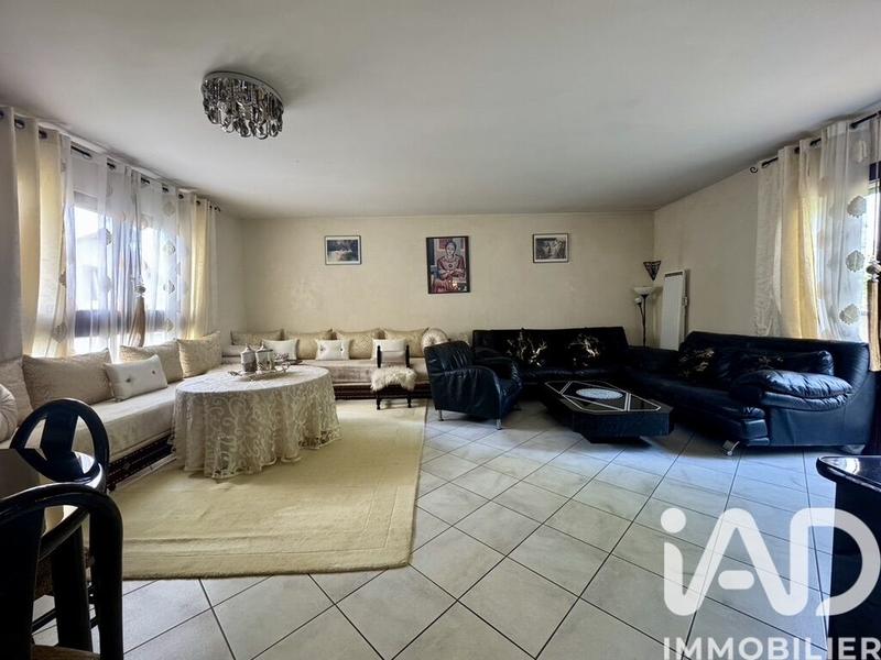 Appartement - 114 m² - 4 pièces