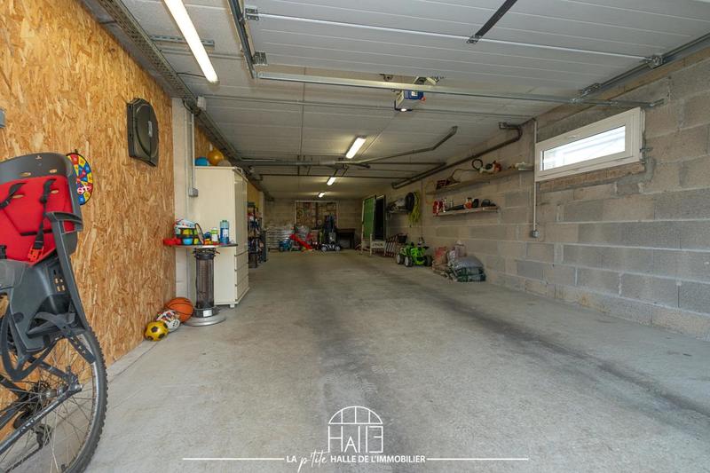 Pavillon - 140 m² - 6 pièces