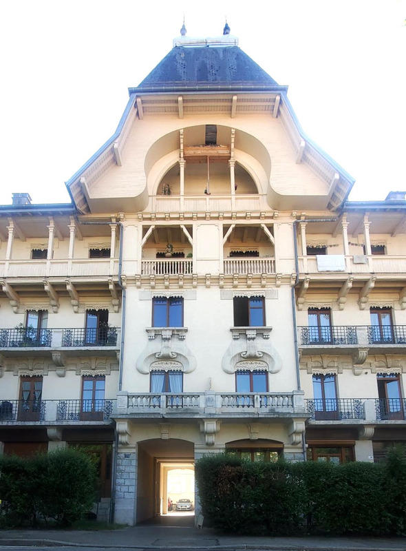 Appartement ancien - 66 m² - 3 pièces