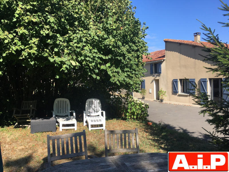 Maison - 144 m² - 6 pièces