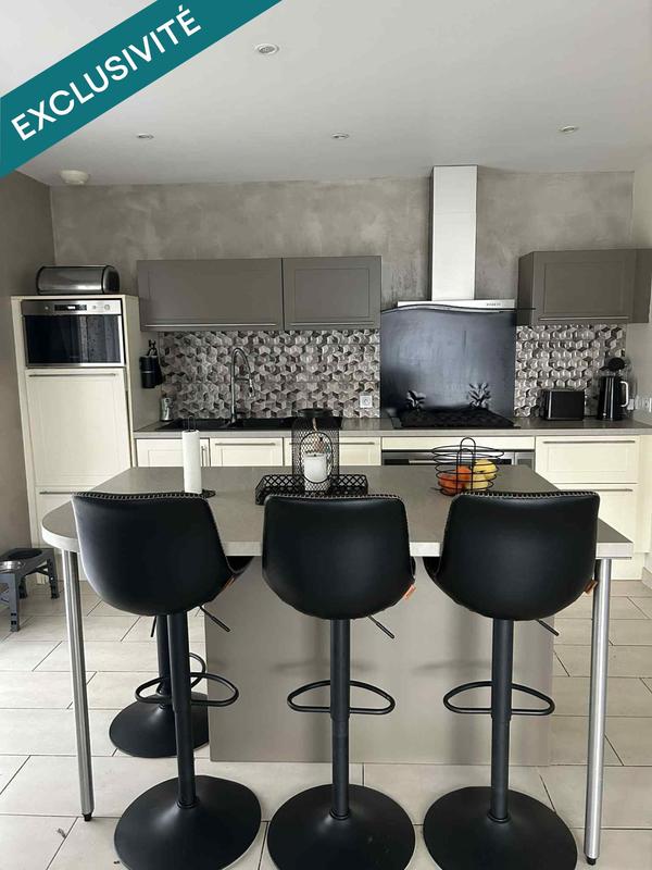 Maison - 120 m² - 5 pièces